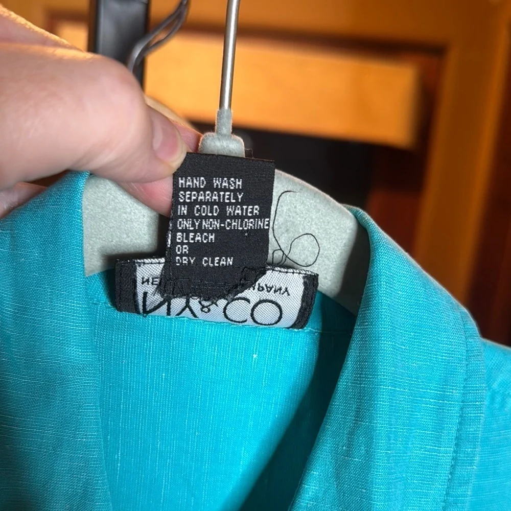 New York & Company Silk Linen Teal Sleeveless Button Down Top Size Medium
